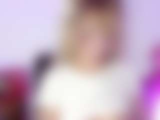 Live cam show with Sofievanss - Twitter on xfollow cams