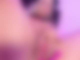 Live cam show with Sofievanss - Sweet on hotwifechat.live