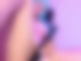Live cam show with Sofievanss - Big Tits Small Tits on Hubzter Live