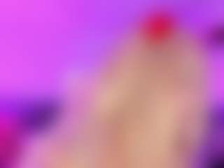 Live cam show with Sofievanss - Rubia on CamwithHer