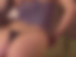 LAURAAX's Live Sex Cam Show