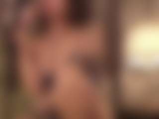 LAURAAX's Live Sex Cam Show