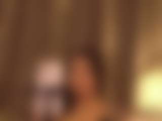 LAURAAX's Live Sex Cam Show