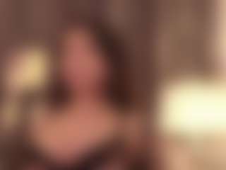 LAURAAX's Live Sex Cam Show