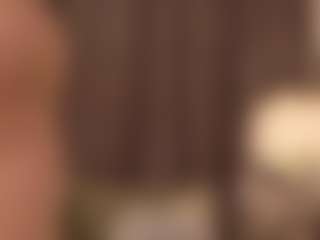 LAURAAX's Live Sex Cam Show