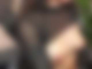 Live cam show with MollyJons - Bikini on Mixed Magazine Live