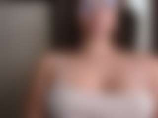 Trianabell's Live Sex Cam Show