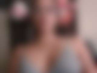 Live cam show with Trianabell - Italian on Chatstar | colombia