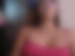 Live cam show with Trianabell - Living Room on TottyGirls