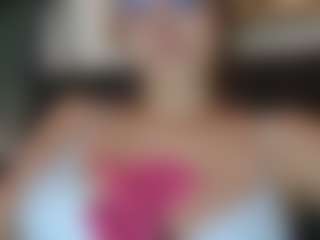 Live cam show with Trianabell - Italian on TeamSkeetLive | colombia