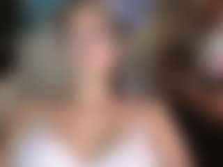 Trianabell's Live Sex Cam Show