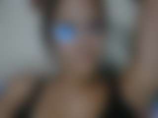 Trianabell's Live Sex Cam Show