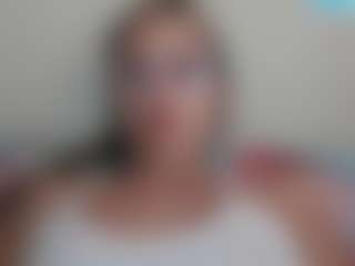 Trianabell's Live Sex Cam Show