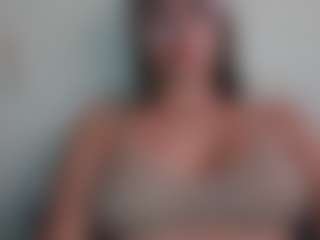 Trianabell's Live Sex Cam Show