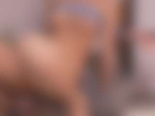 Live cam show with VeronicaDylan - Asian Public on pussylord.com
