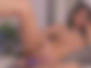 Live cam show with VeronicaDylan - Skinny Asian on Chatstar