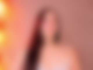 Live cam show with Lunar-leen - Kisses on xDating