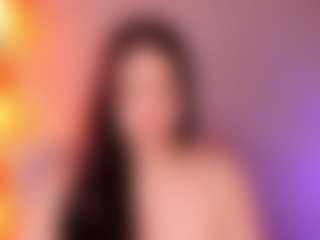 Live cam show with Lunar-leen - Sensual on Milfs Live