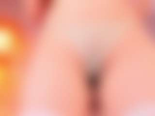 Live cam show with Lunar-leen - Kisses on xDating