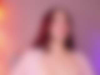 Live cam show with Lunar-leen - Petite on googirlz