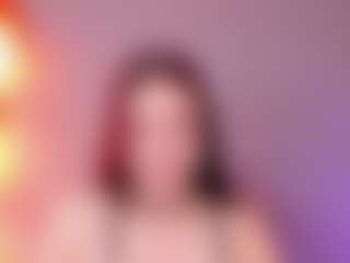 Live cam show with Lunar-leen - Erotic Dance on Gym Cam Girls