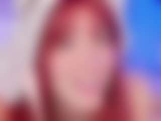Live cam show with Lunar-leen - Kisses on SinfulBabes