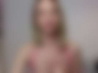 Roxannequin6's Live Sex Cam Show