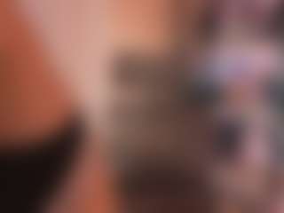 Live cam show with Anna - Upskirt on Soda Cam