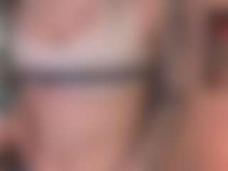 Live cam show with Anna - Glasses on Camsoda