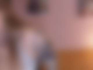 Live cam show with Anna - Bedroom Blonde Hair on Camsoda