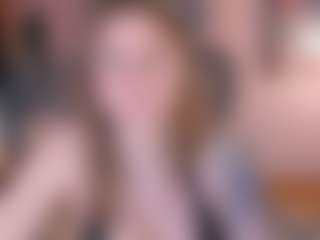 Live cam show with Anna - Glasses on Camsoda