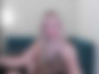 Live cam show with EvaMoran - Flexible on chickslive.net