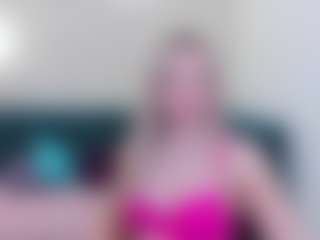 Live cam show with EvaMoran - Daddy on Camsoda