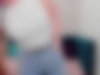 Live cam show with EvaMoran - Legs on Instabang