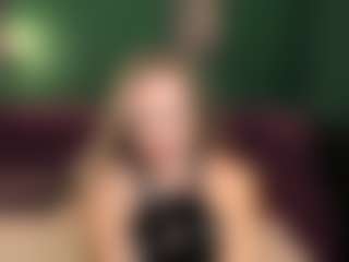Live cam show with EvaMoran - Average on Camsoda