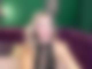 Live cam show with EvaMoran - Pantyhose on SxyPornLive
