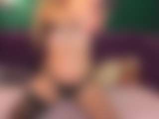 Live cam show with EvaMoran - Flexible on Hubzter Live