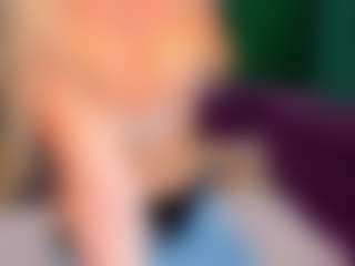 Live cam show with EvaMoran - Legs on Mixed Magazine Live