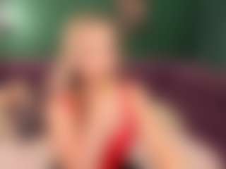 Live cam show with EvaMoran - Flexible on Camming Site