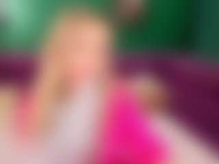 Live cam show with EvaMoran - Legs on Camming Site