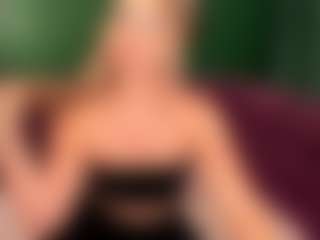 Live cam show with EvaMoran - Flexible on xblisslive.com