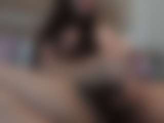 Live cam show with LizBrookx - Orgasm on TeamSkeetLive