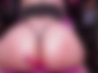Live cam show with RaissaSky - Leggings on TeamSkeetLive