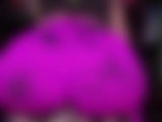 Live cam show with RaissaSky - Brown Hair on Camsoda