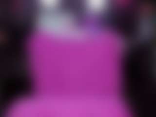Live cam show with RaissaSky - Double Penetration on AdultVida.com