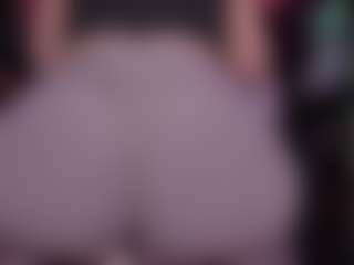 Live cam show with RaissaSky - Oil on Streamer API