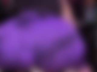 Live cam show with RaissaSky - Flashing on Camsoda