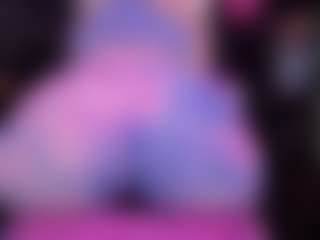 RaissaSky MILF webcam performer live streaming