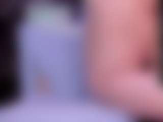Live cam show with RaissaSky - BBW Mature on CamwithHer