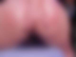 RaissaSky's Live Sex Cam Show